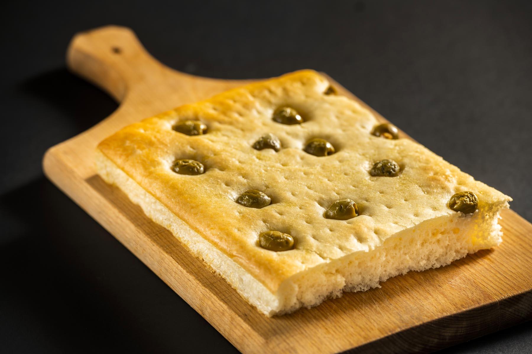 Focaccia olive