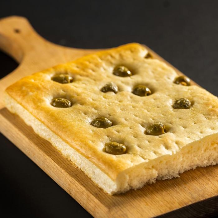 Focaccia olive